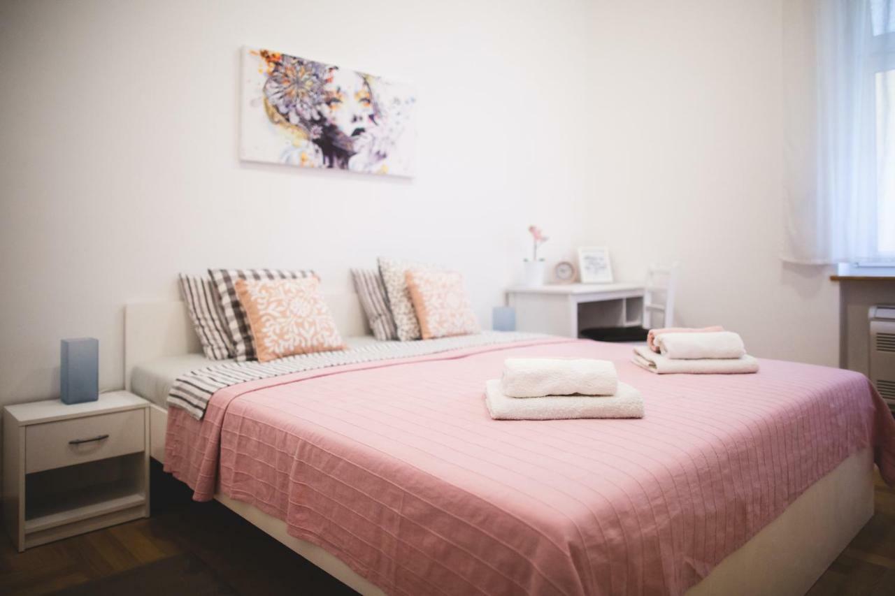 Clyra Apartment City Centar Загреб Екстериор снимка