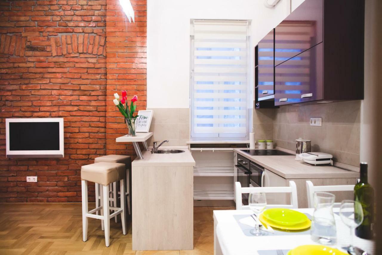 Clyra Apartment City Centar Загреб Екстериор снимка