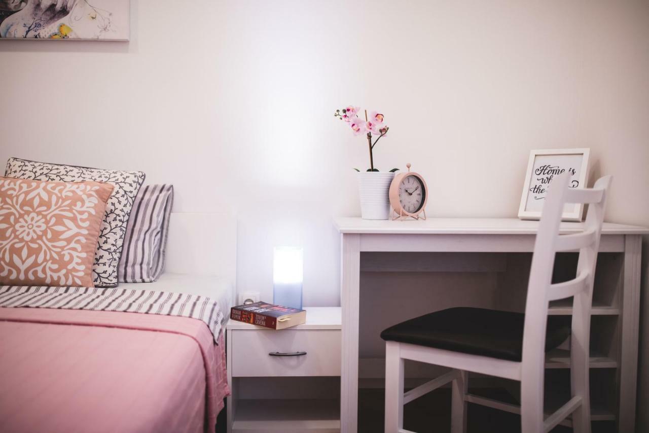 Clyra Apartment City Centar Загреб Екстериор снимка