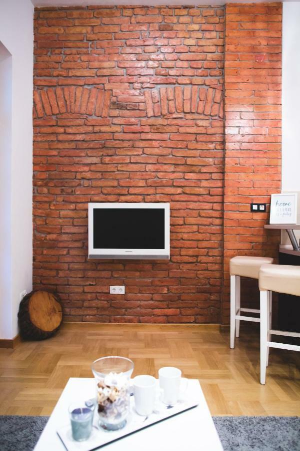 Clyra Apartment City Centar Загреб Екстериор снимка