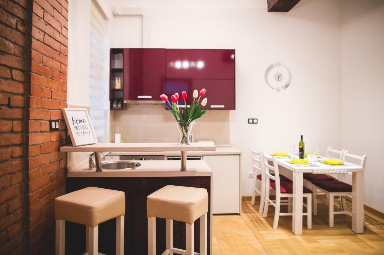 Clyra Apartment City Centar Загреб Екстериор снимка